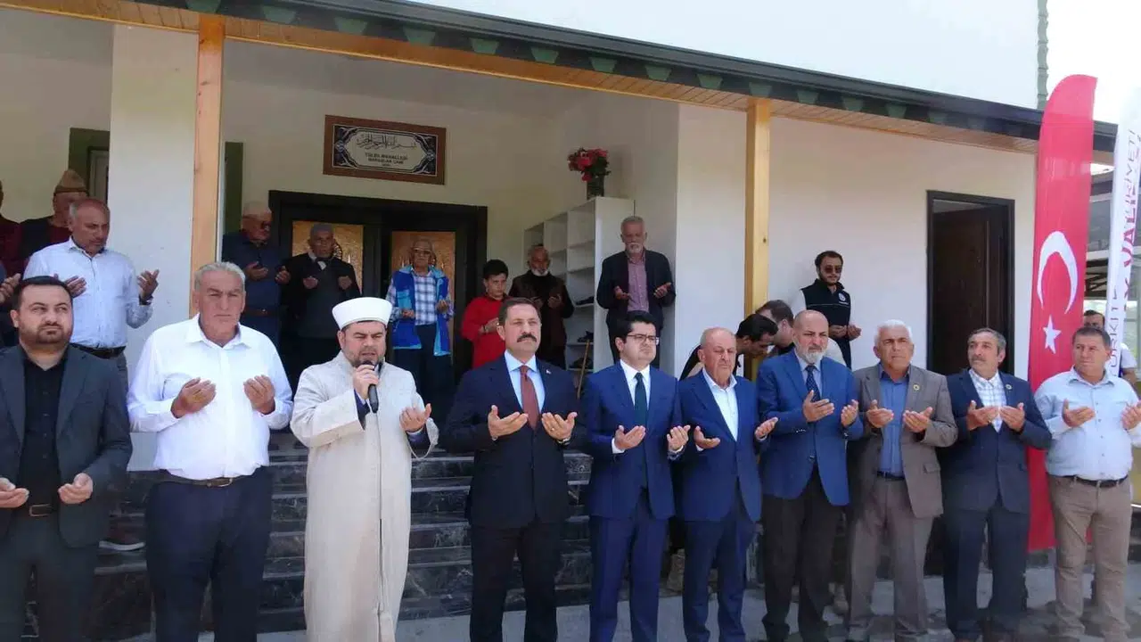 Hatay’da seferberlik ruhu: 126’ncı cami kapılarını vatandaşlara açtı