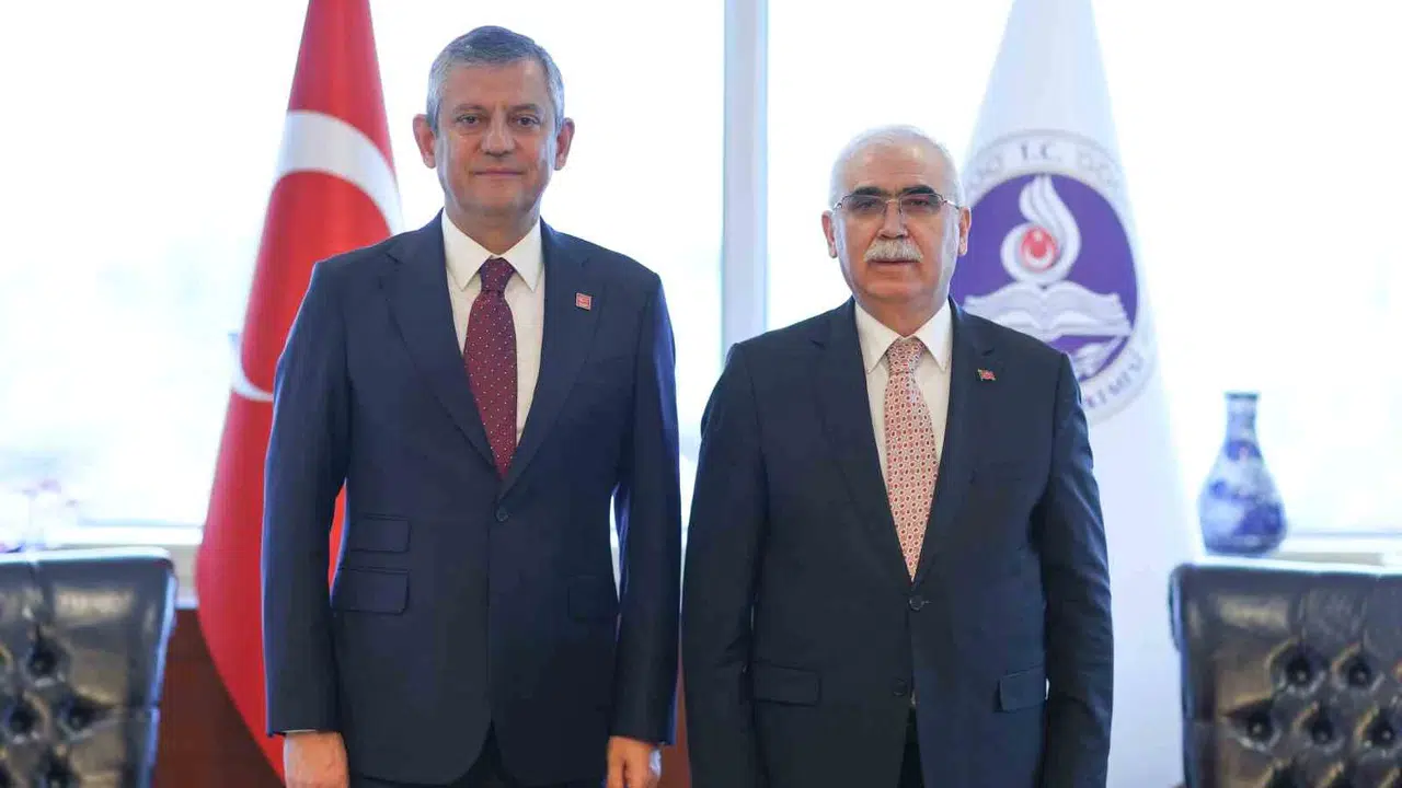 Özgür Özel’den AYM’ye kritik ziyaret: Herkesin son güvencesi