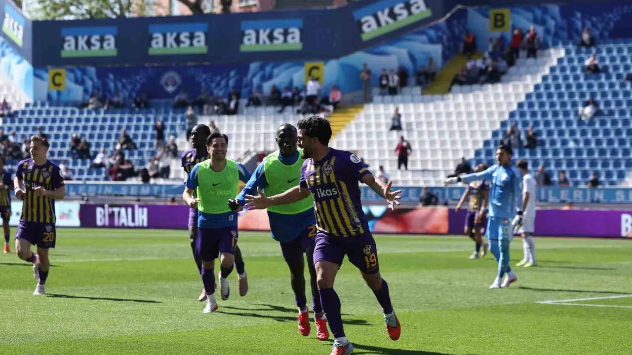 Eyüpspor evinde fırtına gibi esti: Gaziantep FK’ya geçit yok