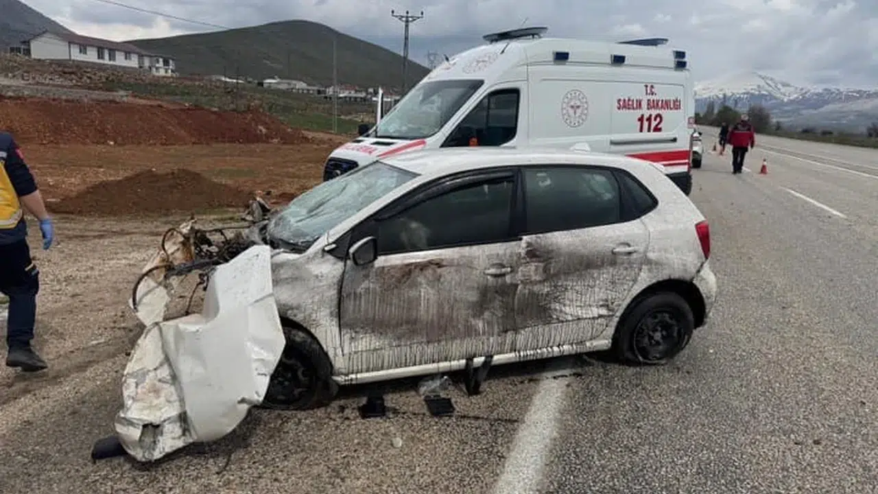Malatya’da trafik kabusu: İki ayrı kazada 3 kişi hastanelik oldu