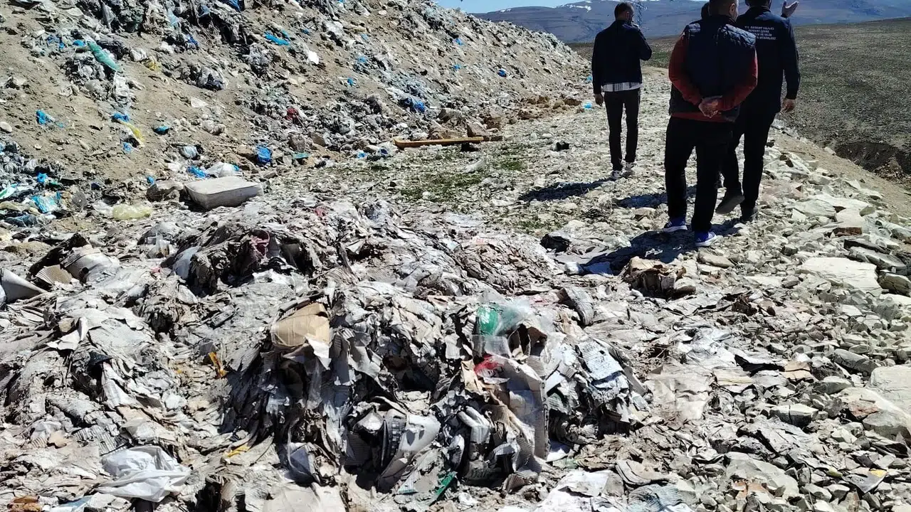 Bayburt'ta çevre alarmı: Atık sahası mercek altına alındı