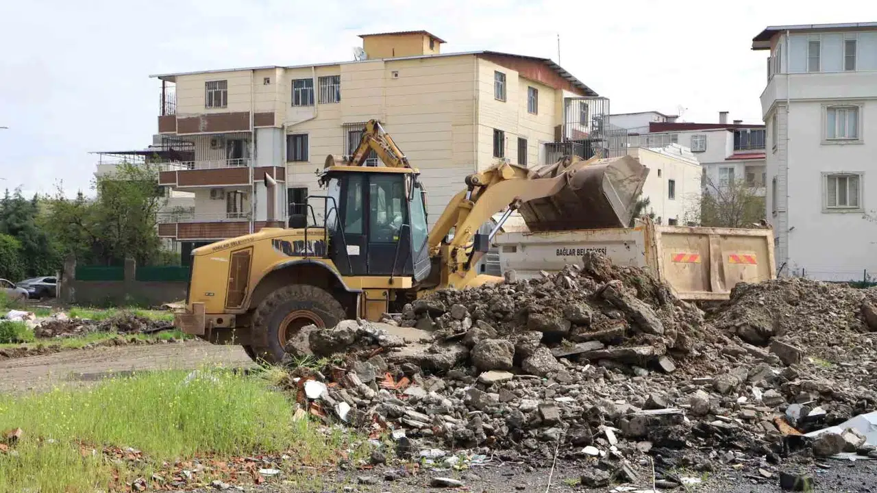 Diyarbakır’da belediyecilikte yeni dönem: Sorunlar büyümeden yerinde çözülüyor
