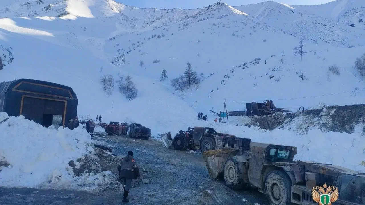 Rusya'da maden faciası: Çığ altında kalan 6 işçiden acı haber geldi