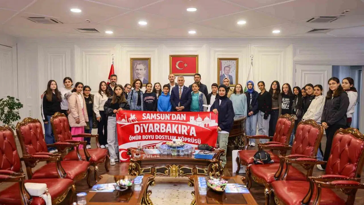 Diyarbakır’dan Samsun’a uzanan kardeşlik köprüsü: Başkan Kurnaz minik misafirlerini ağırladı