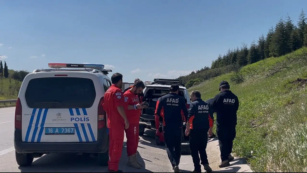 Bursa'da yürekleri ağza getiren ihbar: Otoyolda çocuk arama seferberliği sonuçsuz kaldı