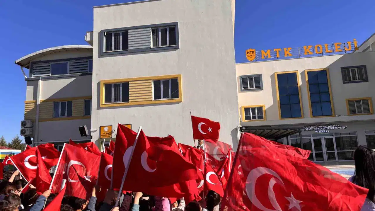 Öğrencileri için canını siper etmişti: MTK Koleji’nde kahraman öğretmene vefa gecesi