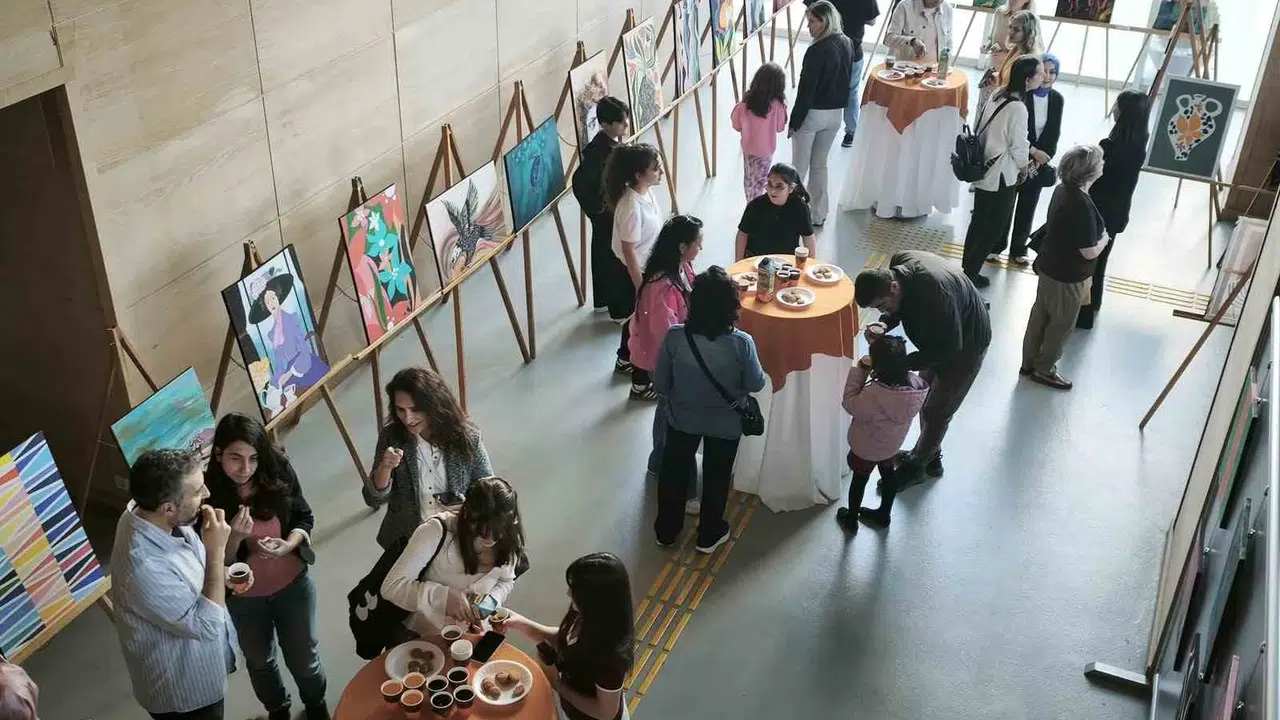 Fırçalar konuştu, minik sanatçılar devleşti: MTK Koleji’nden görsel şölen