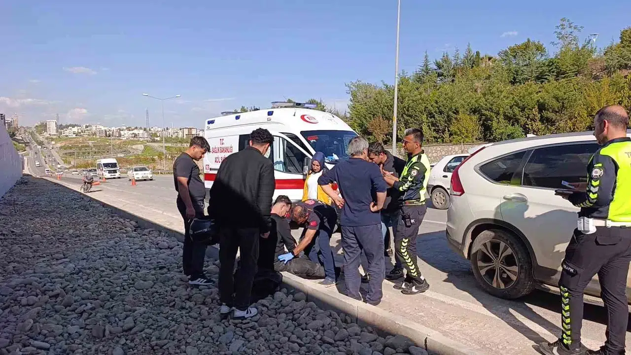 Adıyaman’da trafik kazası: Motosiklet sürücüsü hastanelik oldu