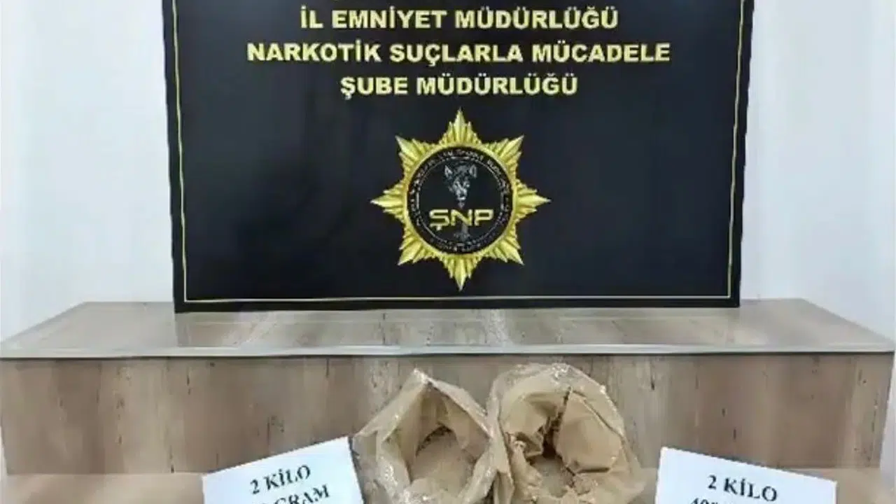 Siverek’te zehir tacirlerine geçit yok: Valizden çıkanlar şoke etti