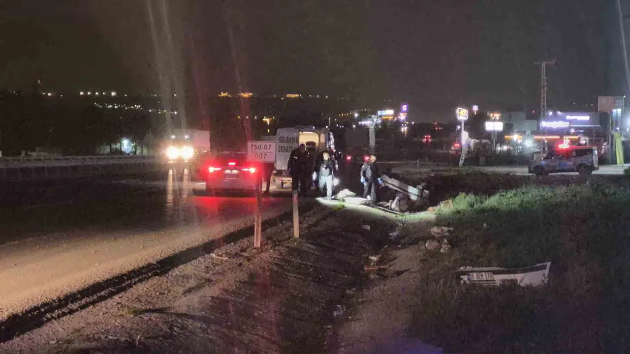 Ankara'da feci kaza: Kontrolden çıkan otomobil takla attı, 1 kişi yaşamını yitirdi