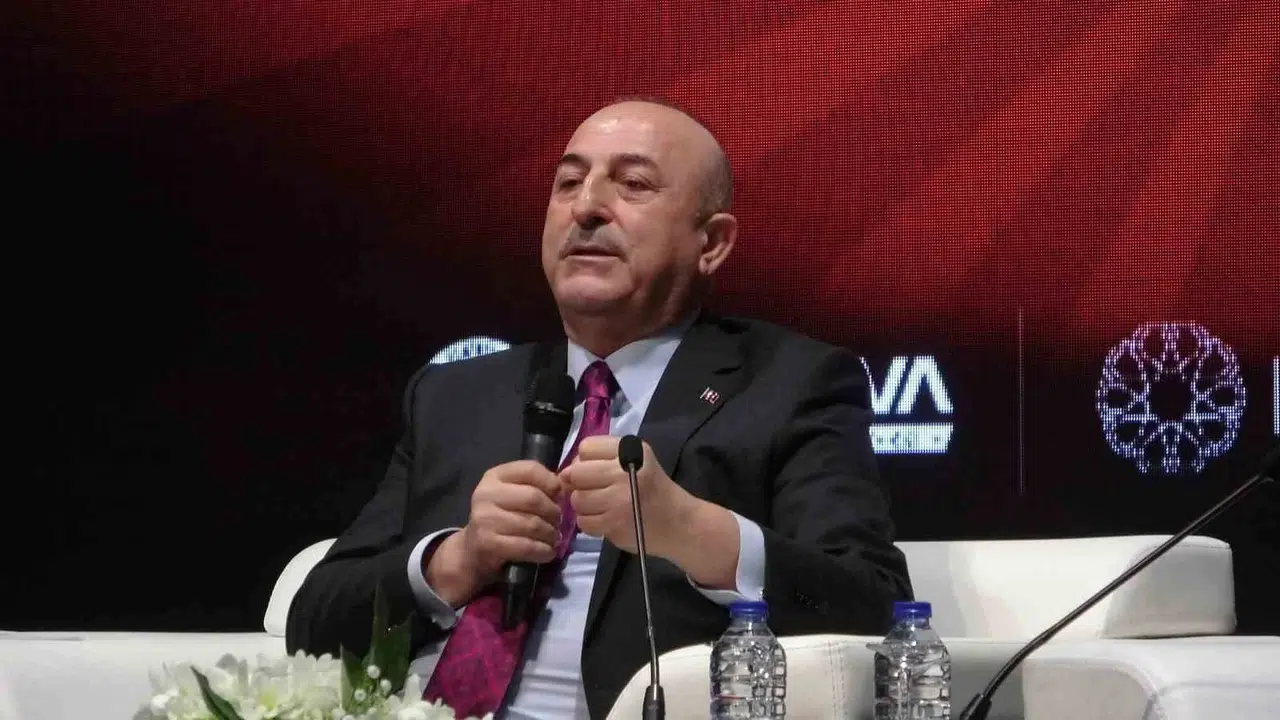 Mevlüt Çavuşoğlu'ndan kritik uyarı: Müslüman coğrafyayı hedef alan ittifaklara karşı sessiz kalmıyoruz