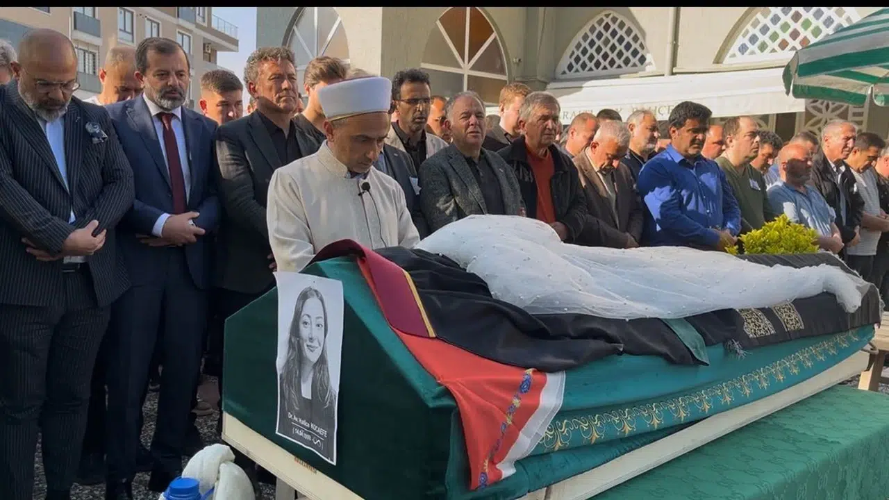 Genç avukatın yarım kalan hayalleri: Tabutunun üzerine serilen duvak yürekleri dağladı