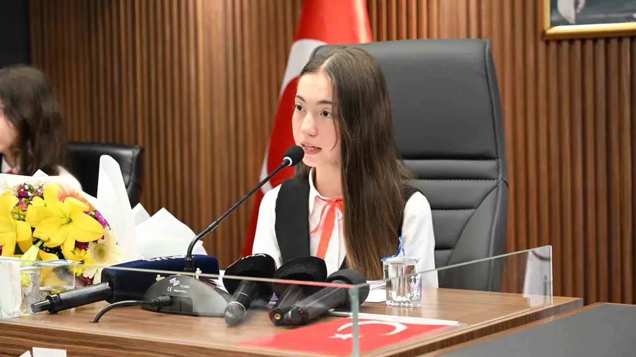 Küçük meclis üyelerinden dünyaya tarihi çağrı: Gaz…