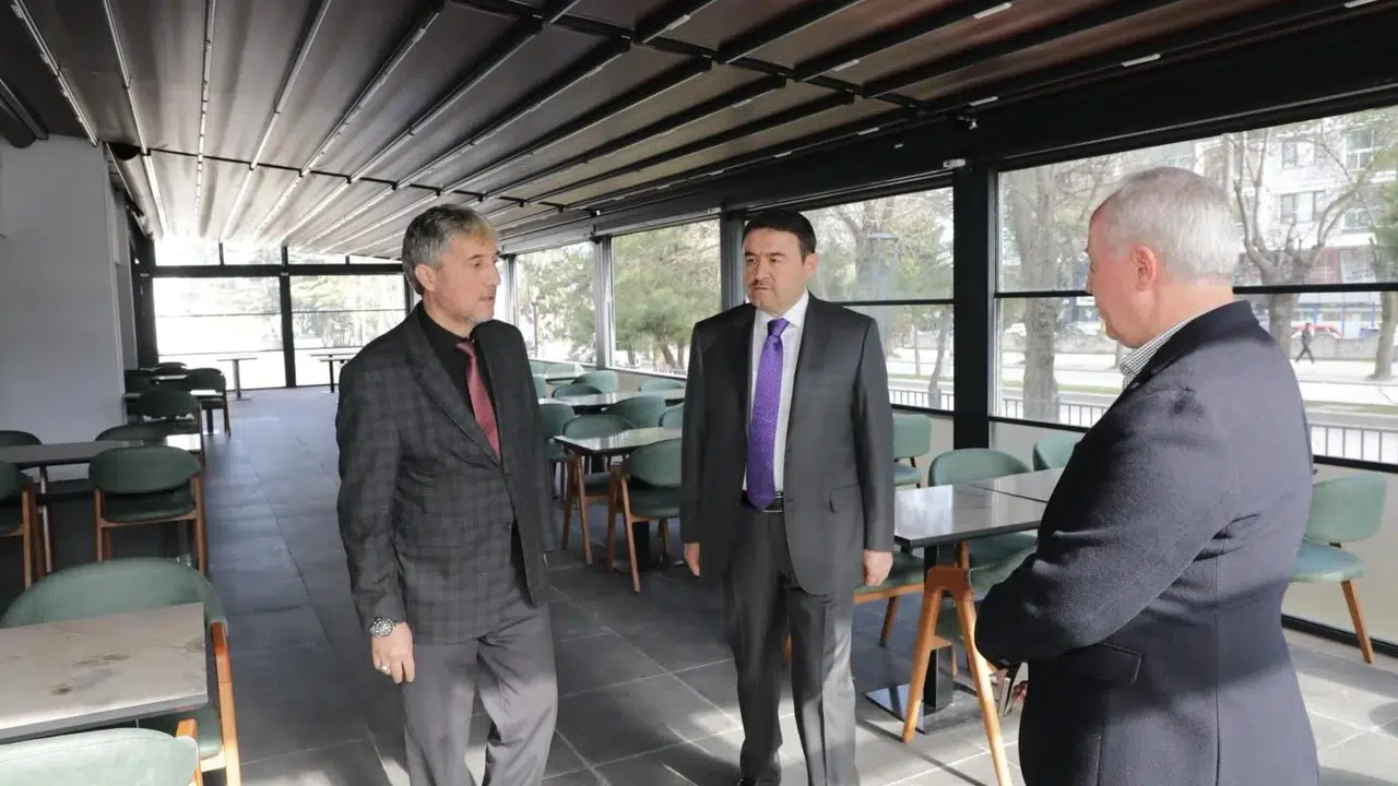 Kütahya’da eğitim camiasına modern dokunuş: Yeni öğretmenevi kapılarını açtı