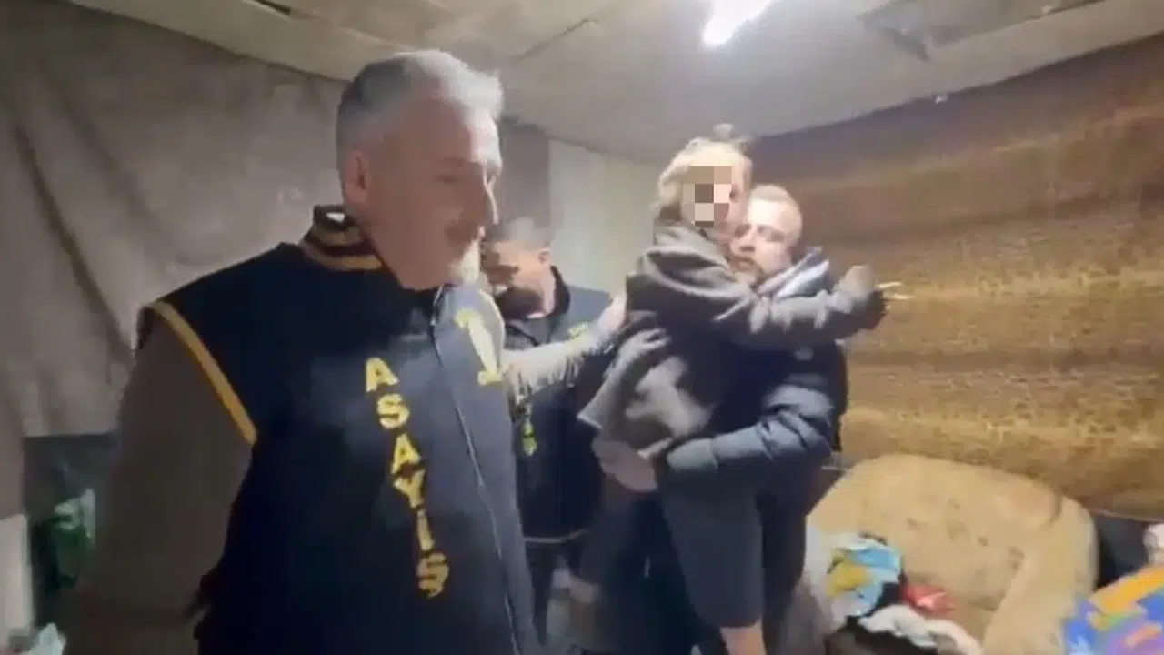 7 yıl süren esaret bitti: Alman anne, Bursa’da kaçırılan oğluna kavuştu