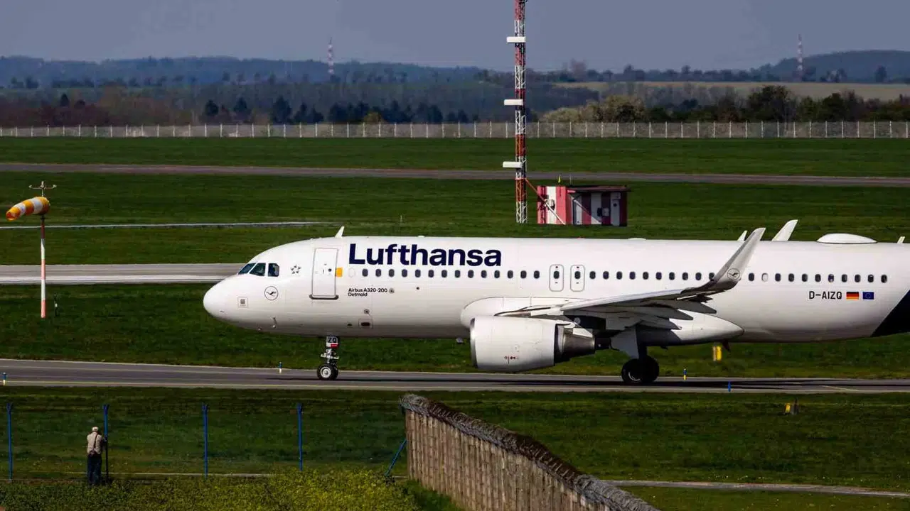Lufthansa'da devir değişti: El bagajı artık ücretli oluyor