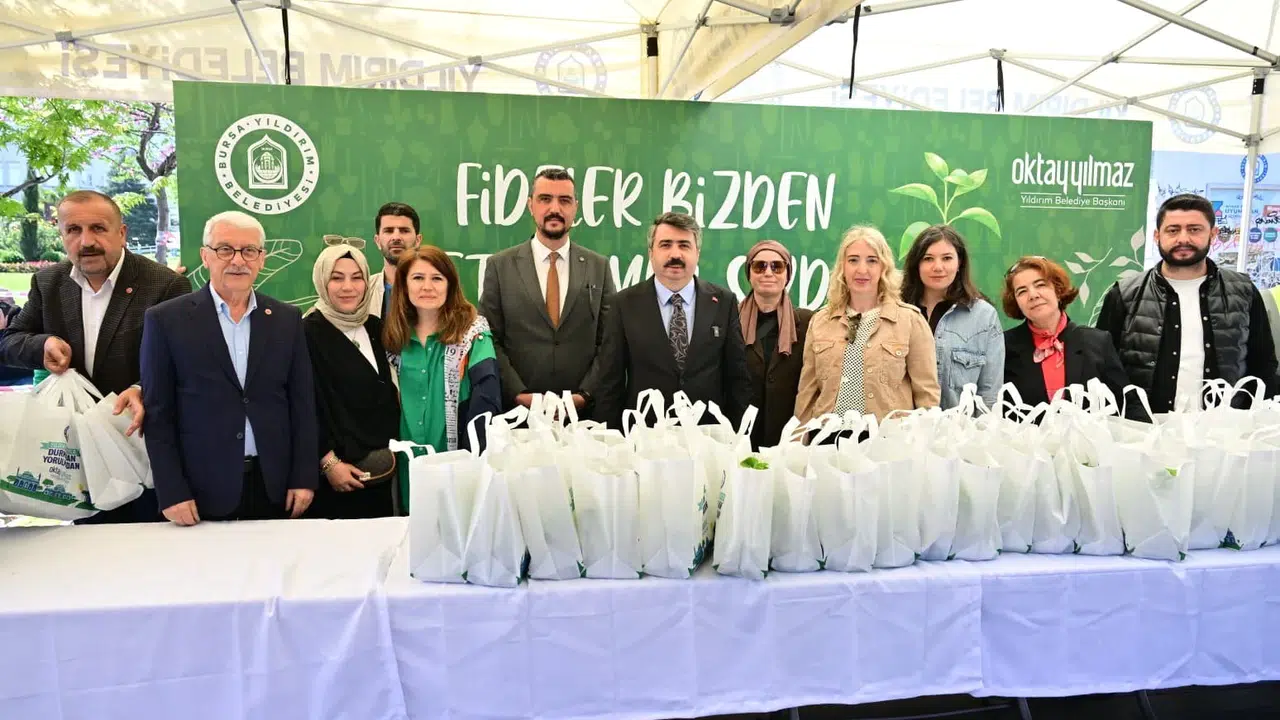 Balkonlar bahçeye, sofralar doğallığa kavuşuyor: Yıldırım’da 80 bin fide toprakla buluştu