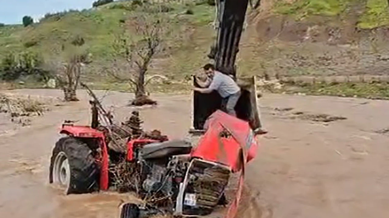 Afrin Çayı’nda mahsur kalan şahıs kurtarıldı