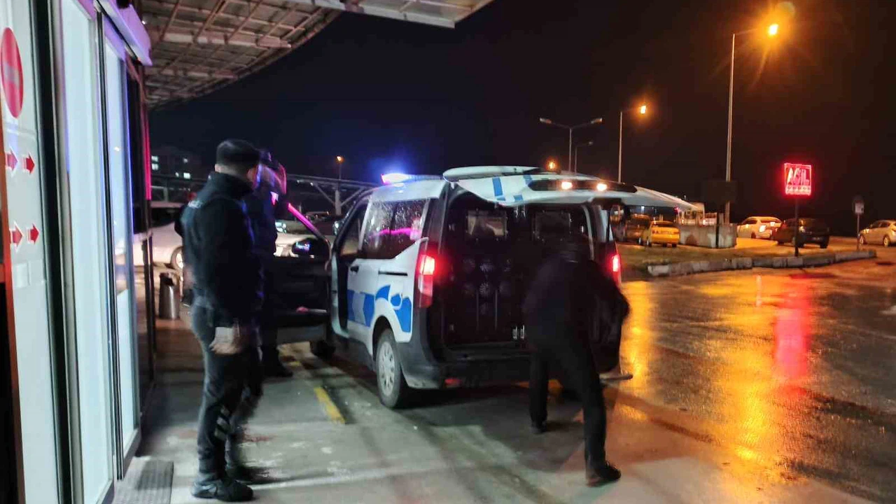 Eski husumet alevlendi, ortalık savaş alanına döndü: Zanlılar demir parmaklıklar ardında!