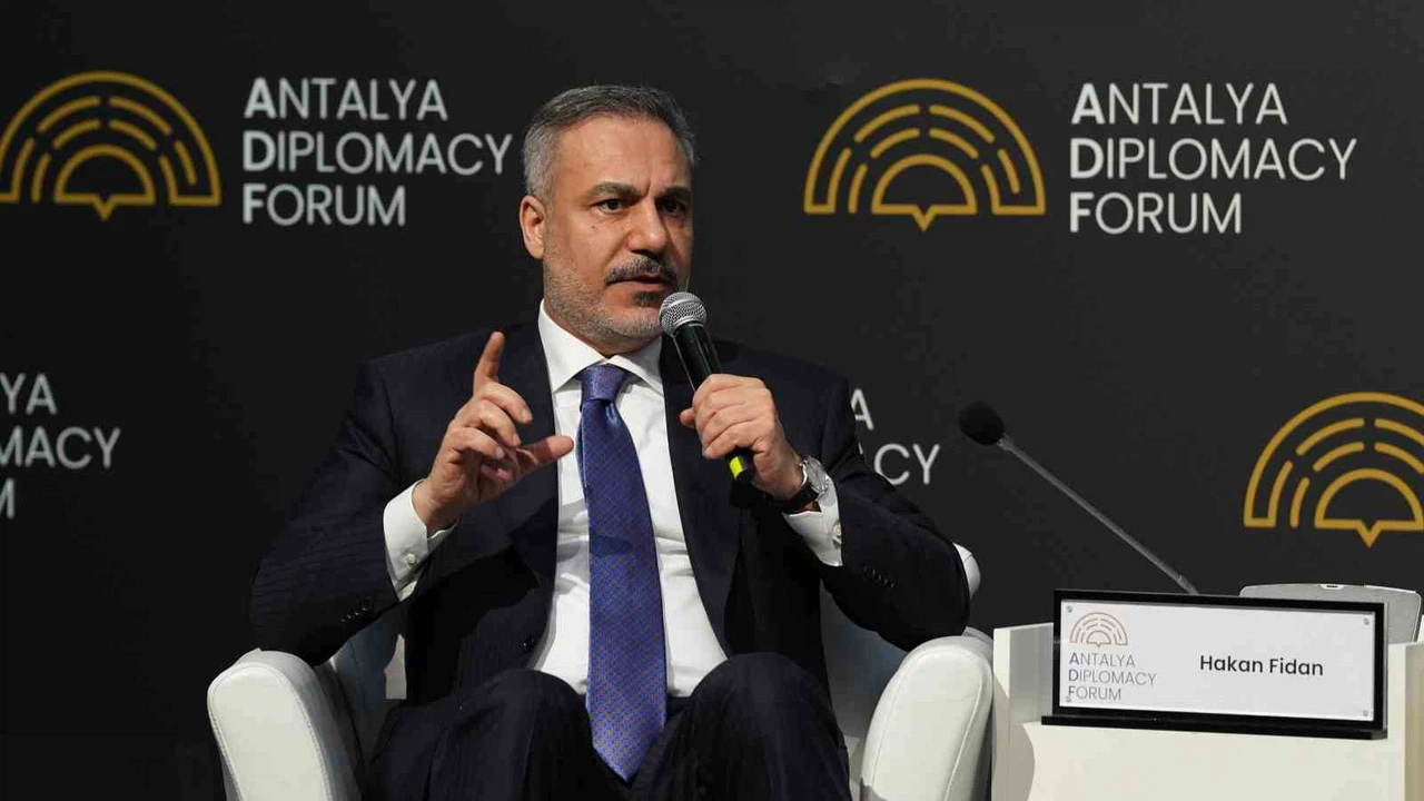 Bakan Fidan'dan ADF'de sert İsrail çıkışı: 'Güvenlik değil, toprak peşindeler!'