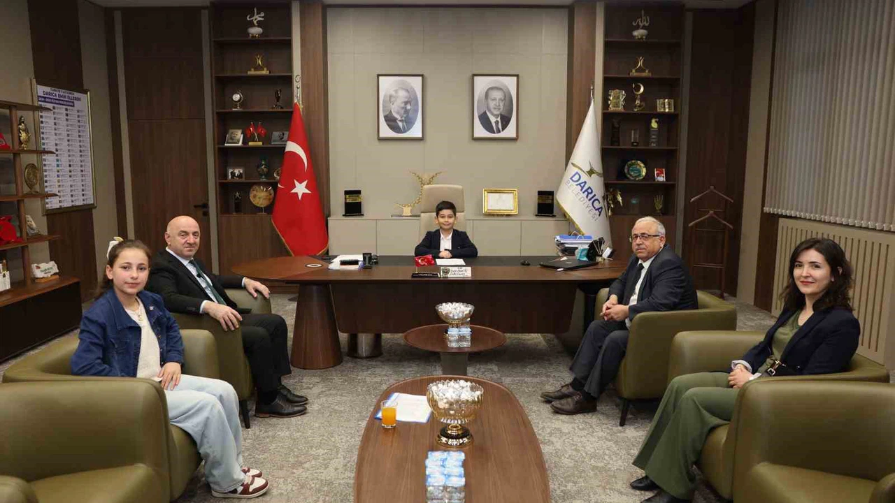 23 Nisan sürprizi: Darıca Belediyesi geleceğin başkanlarına emanet!