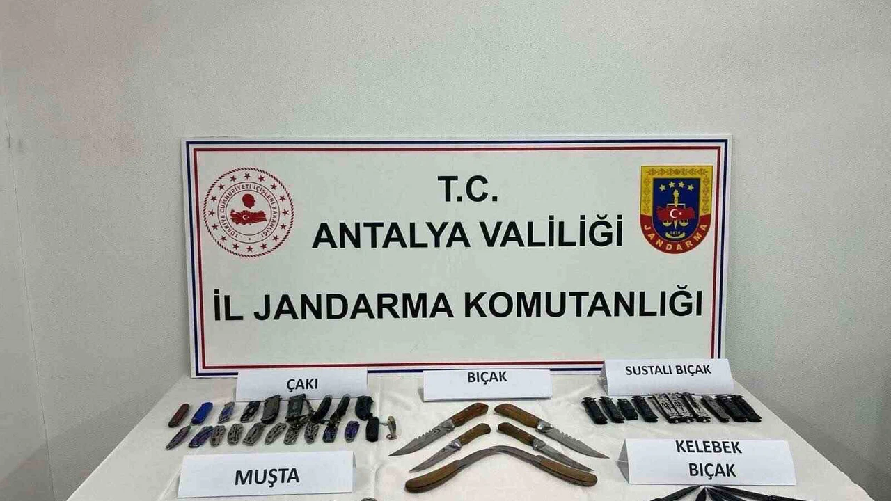 Okul çevrelerinde tehlikeli satışa jandarma müdahalesi