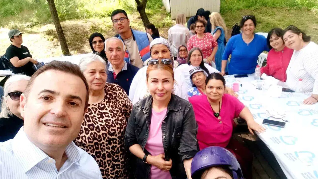 Ayvalık’tan yükselen dayanışma sesi: Engelleri birlikte aşıyorlar