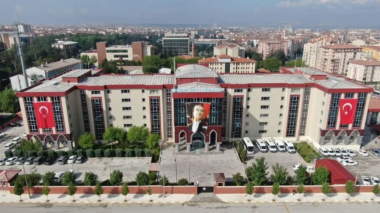 Çorum’da şafak operasyonu: Aranan 24 şüpheli kıskıvrak yakalandı