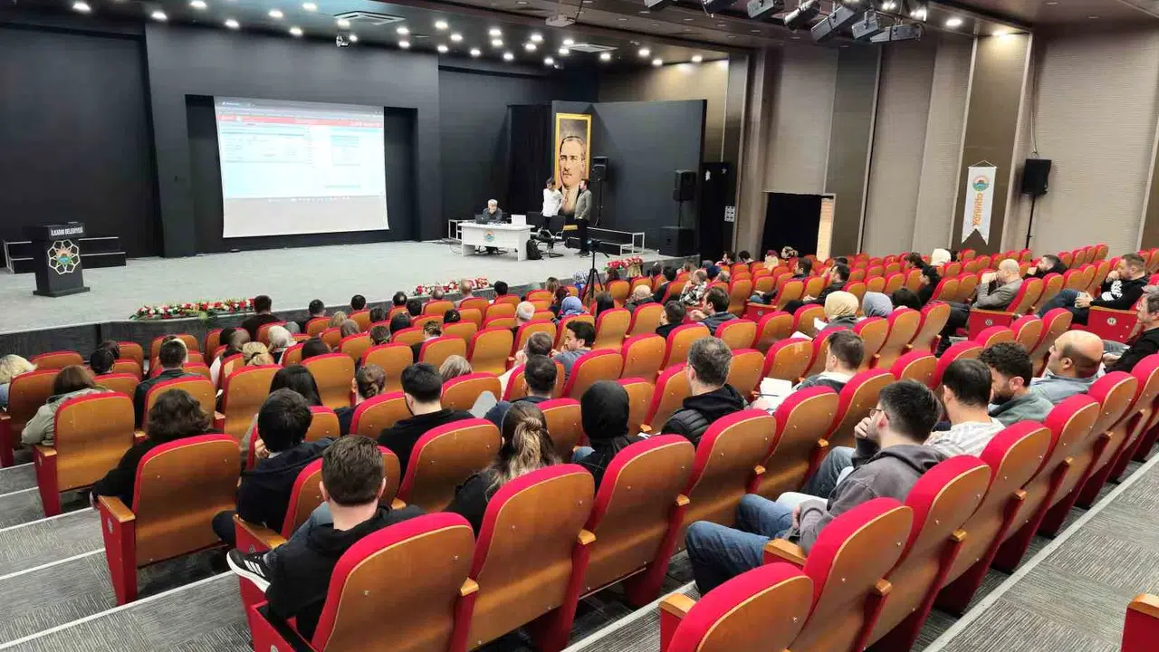 Dijital dönüşümde vites yükselttiler: İlkadım Belediyesi'nden personele teknoloji seferberliği