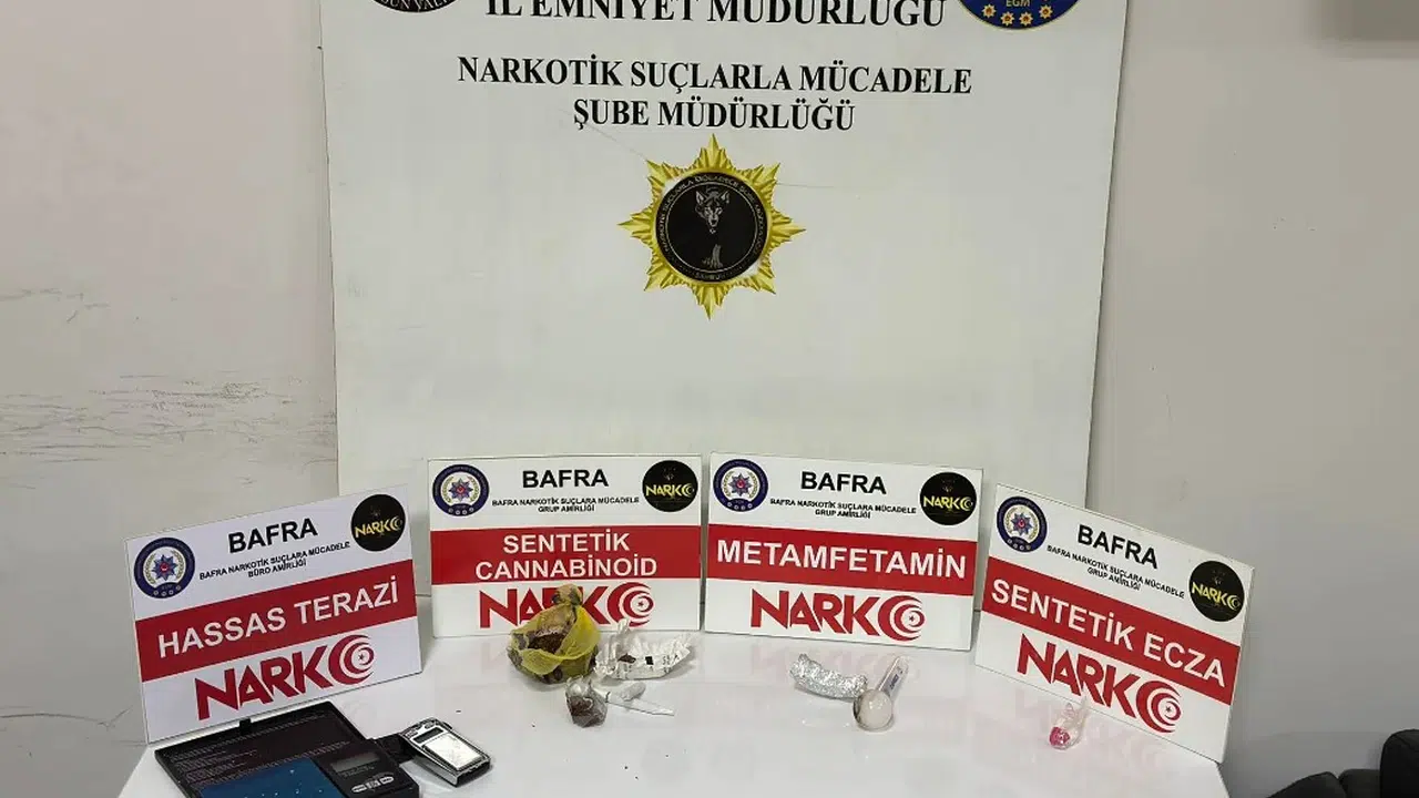 Bafra sokaklarında zehir tacirlerine geçit yok: Narkotik operasyonunda 2 tutuklama
