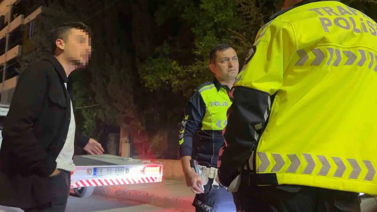 Polis ekiplerine  kaçmadım  diye dil döktü: Alkollü sürücünün kaçış macerası pahalıya patladı