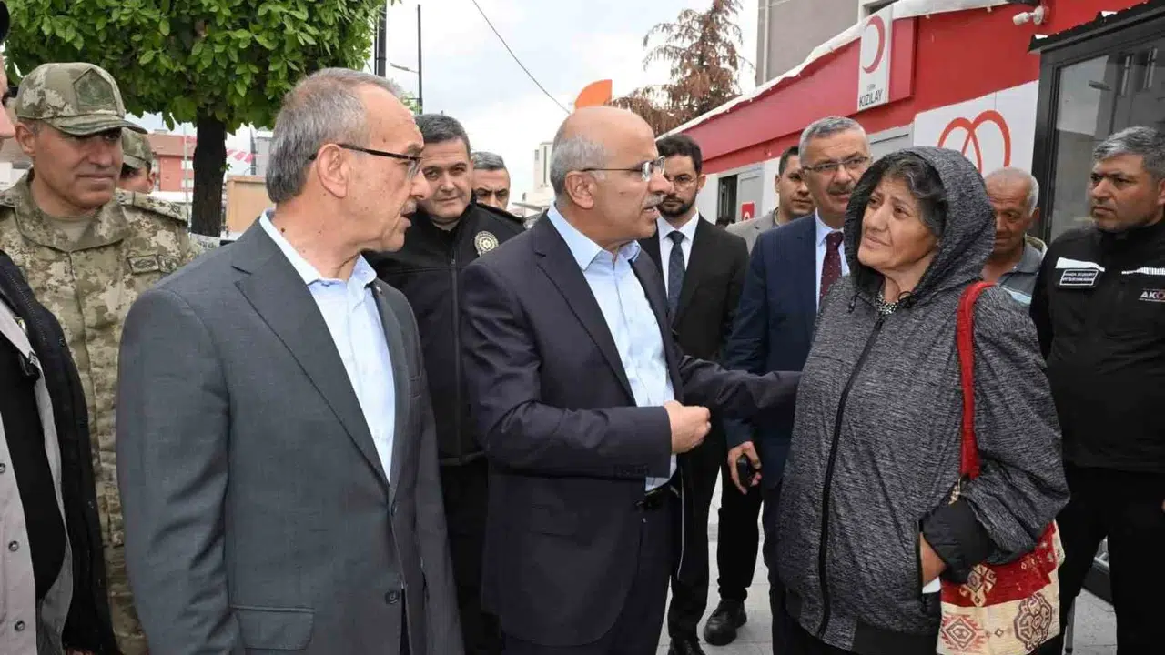 Malatya’da korkutan sarsıntı: Başkan Er’den su uyarısı geldi