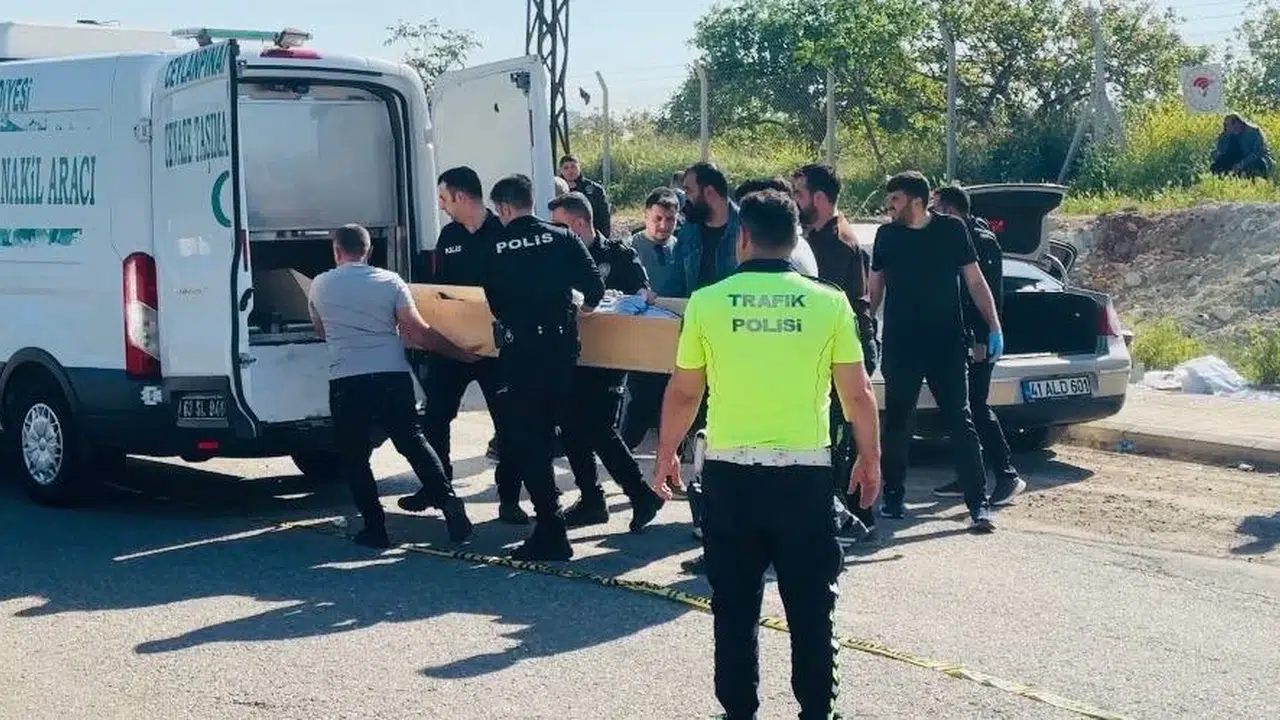Ceylanpınar’da korkunç manzara: Park halindeki otomobilde cansız bedeni bulundu