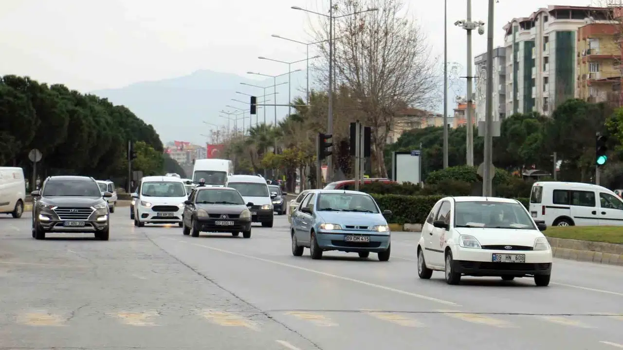Aydın yollarında tehlikeli tablo: Kural ihlalleri ve kazalar katlandı