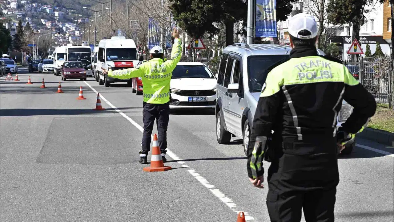 Ordu yollarında sıkı takip: Bir haftalık bilançoda binlerce sürücüye ceza yağdı