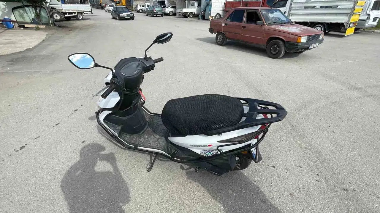 Karaman'da korkutan kaza: Motosiklet sürücüsü metrelerce sürüklendi