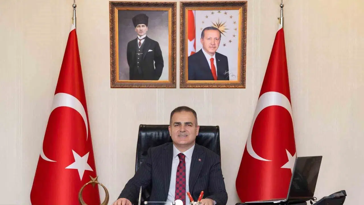 Vali Akbıyık’tan duygusal Anneler Günü mesajı: Onlar bizim en büyük kahramanlarımız