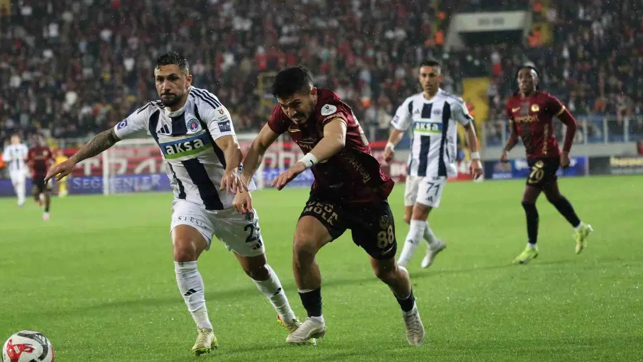 Eryaman'da nefes kesen geri dönüş: Gençlerbirliği iki farklı geriden gelip Kasımpaşa'yı devirdi