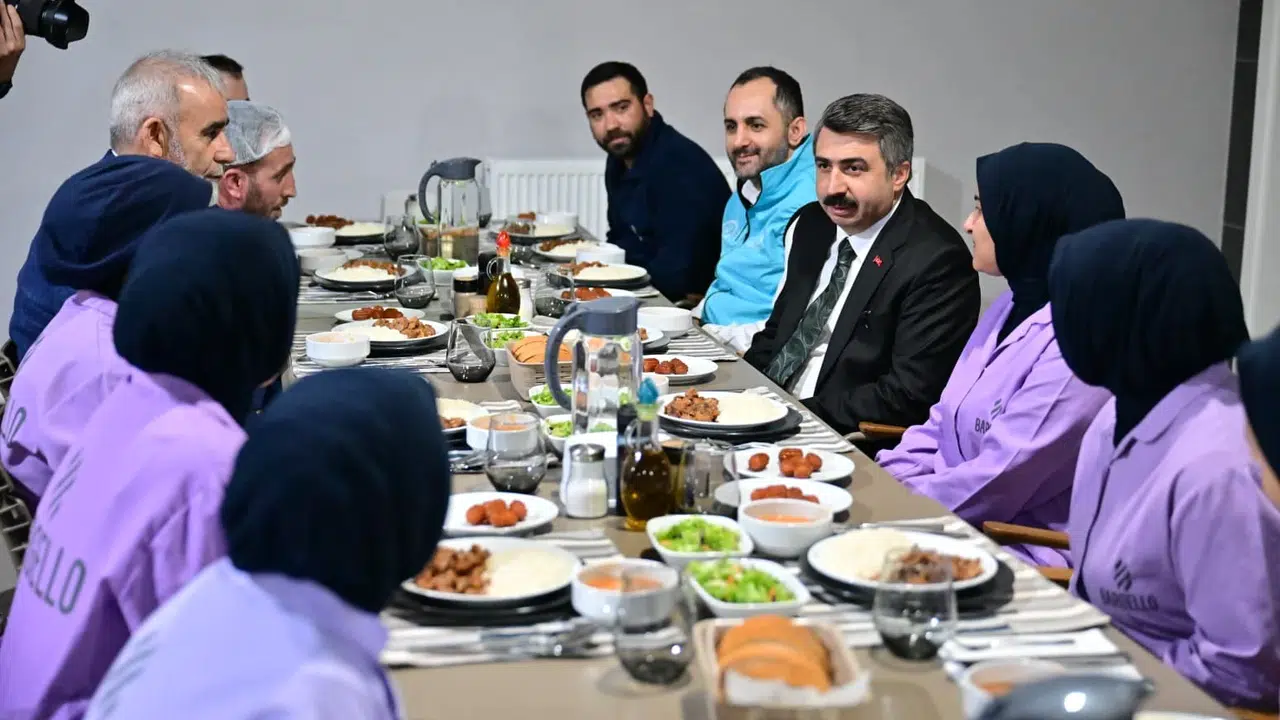 Başkan Yılmaz’dan 1 Mayıs mesaisi: Tezgah başında emekçilerle buluştu