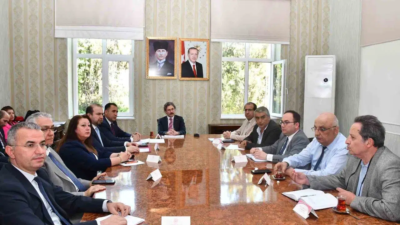 Aydın’da otizmli bireyler için seferberlik: Gelecek planları masaya yatırıldı