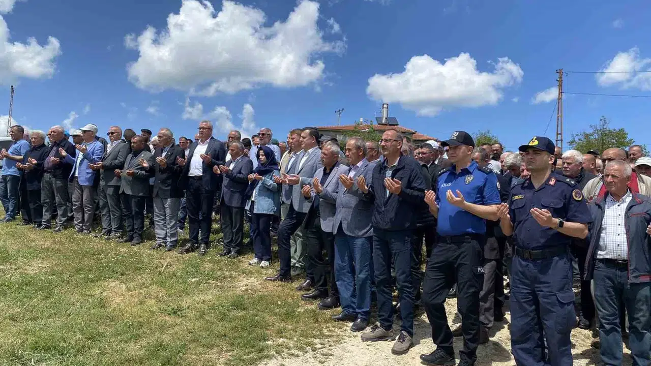 Kofçaz’da toprak berekete, yürekler şükre açıldı: İlçe genelinde anlamlı buluşma