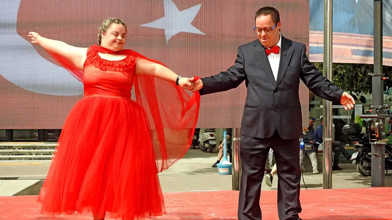 Çeşme’de engelleri kaldıran festival: Sanat ve dansla dolu bir gün