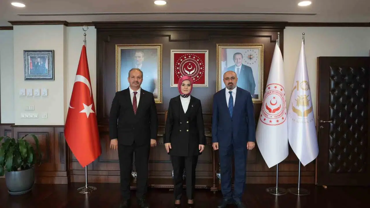 Sosyal hizmet çalışanlarına yönelik şiddete Bakanlık nezdinde acil çözüm arayışı