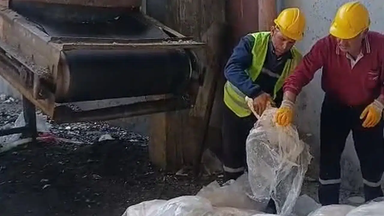 Sofralara ulaşmadan yakalandı: 1 ton 200 kilogramlık şüpheli sevkiyata geçit yok
