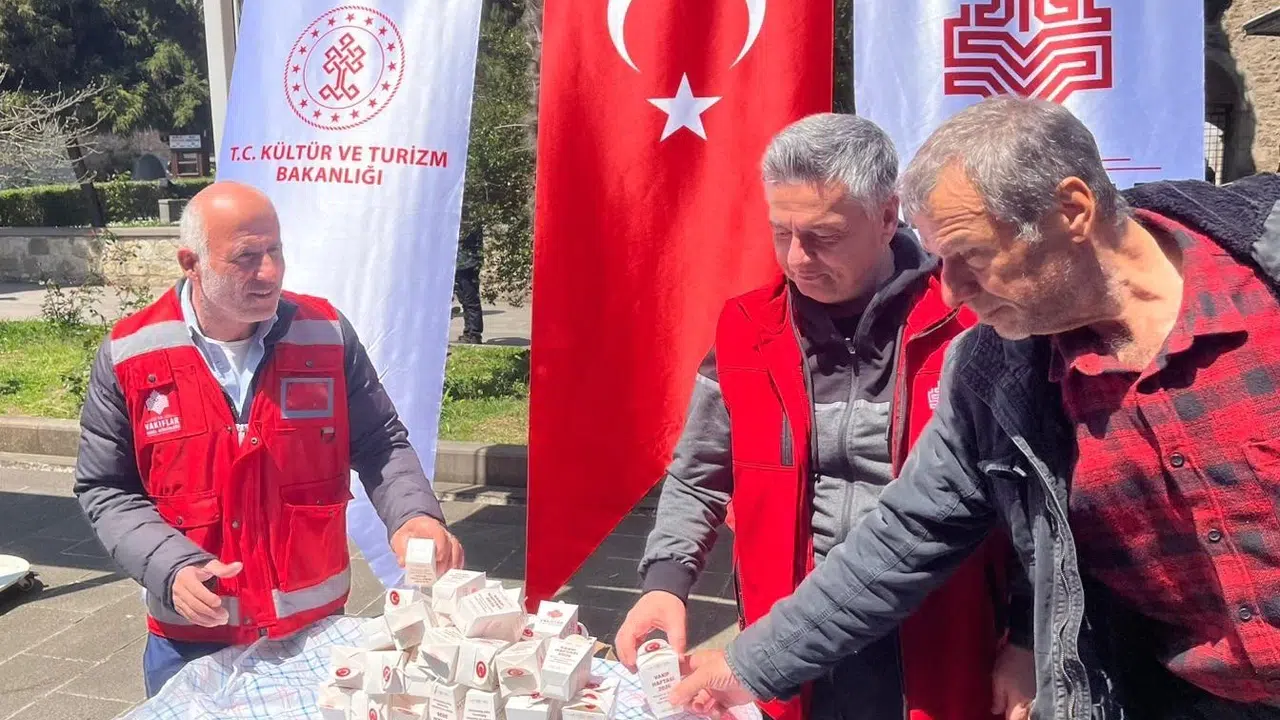 Sinop’ta manevi atmosfer: Vakıf Haftası’na özel anlamlı ikram