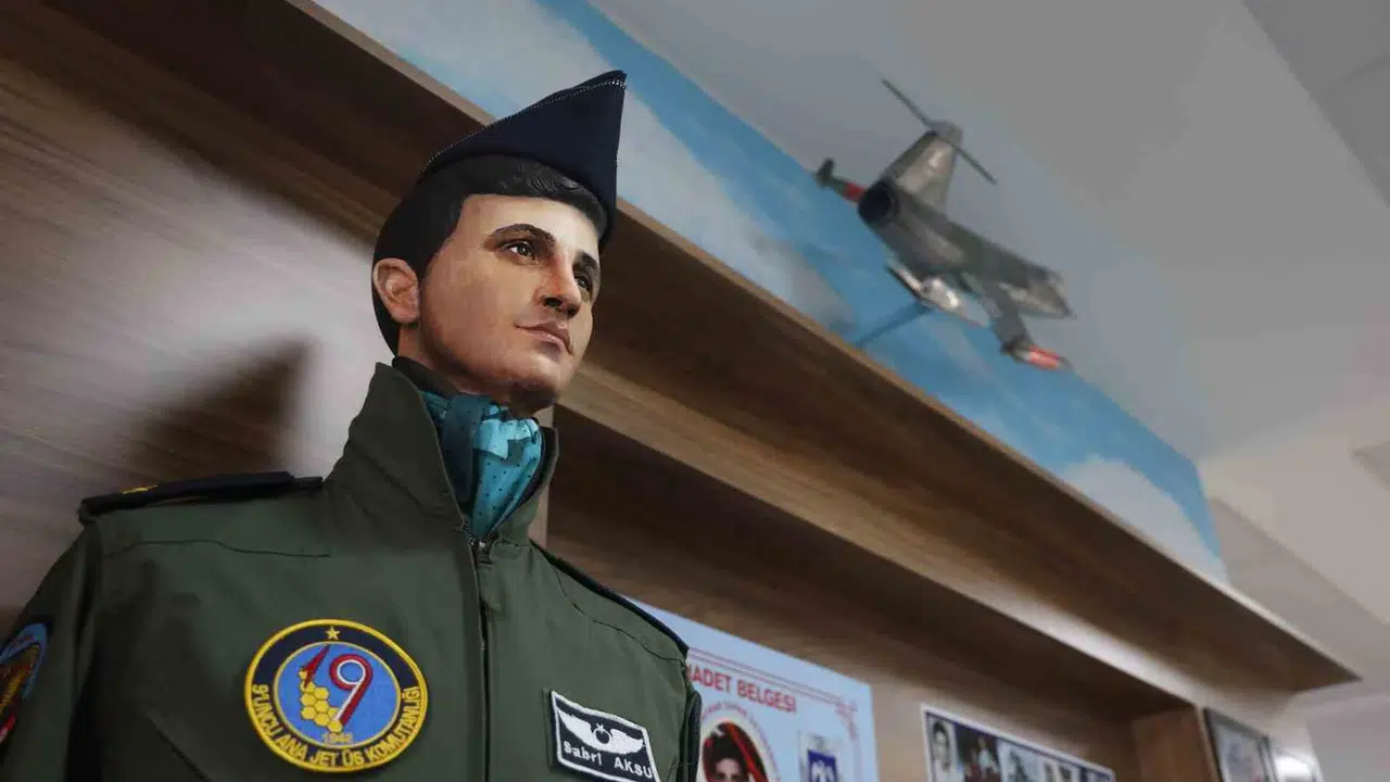 Hatay’da vefa ve eğitim buluştu: Şehit Pilot Sabri Aksu’nun ismi yeni okulda yaşayacak