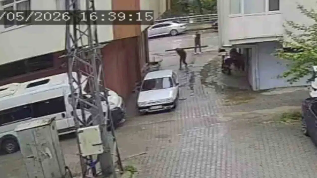 Kuzenini sokak ortasında kurşun yağmuruna tuttu: Dehşet anları kamerada