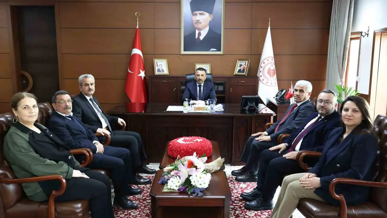 Vali Hacıbektaşoğlu’ndan SGK çalışanlarına tam not: Sosyal güvenlik toplumun güvencesidir