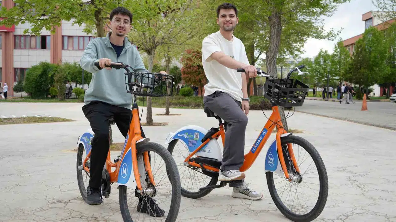 Kampüste yürümeye son: Gaziantep Üniversitesi'nde ulaşım artık pedallara emanet
