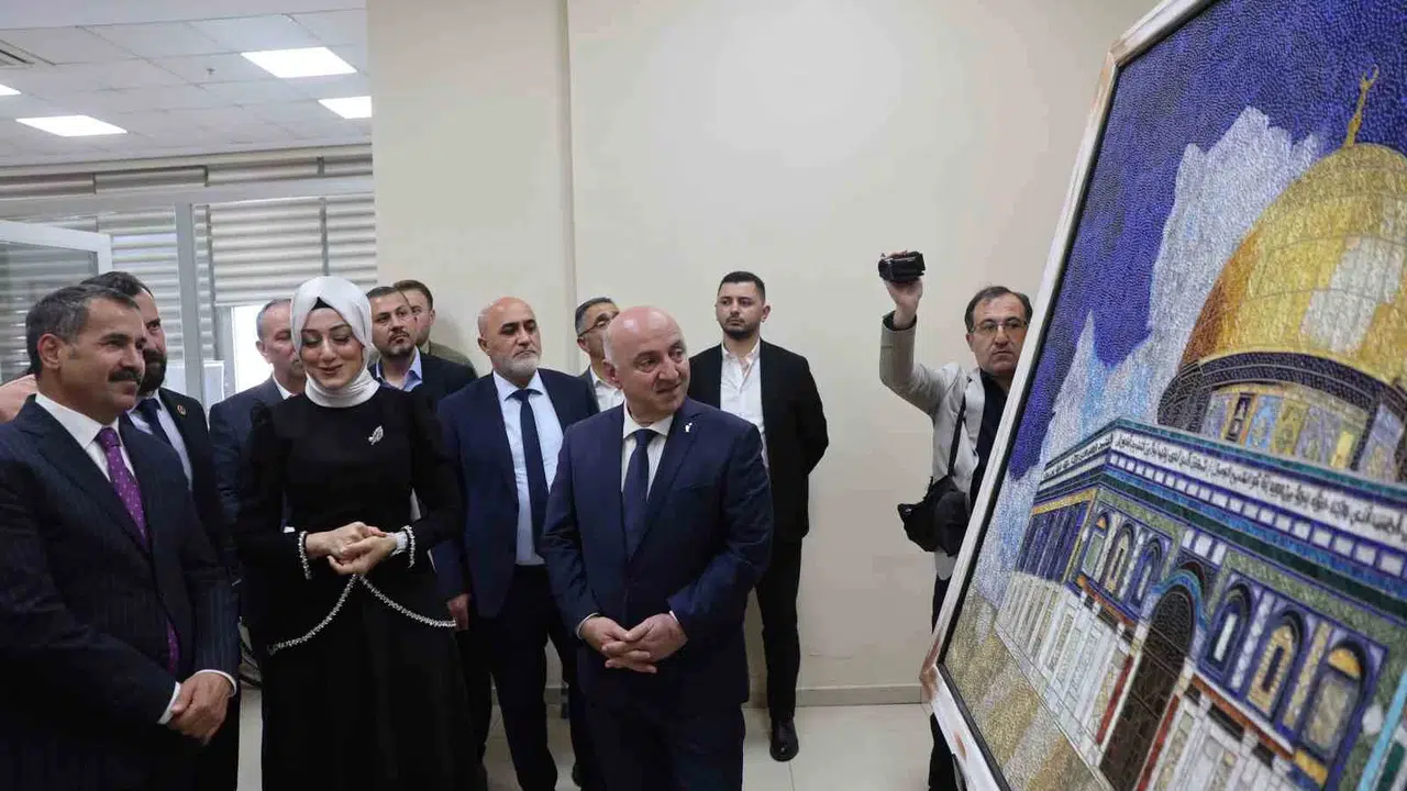 Engelleri sanatla aştılar: DAREN kursiyerlerinin yıl boyu süren emeği görücüye çıktı